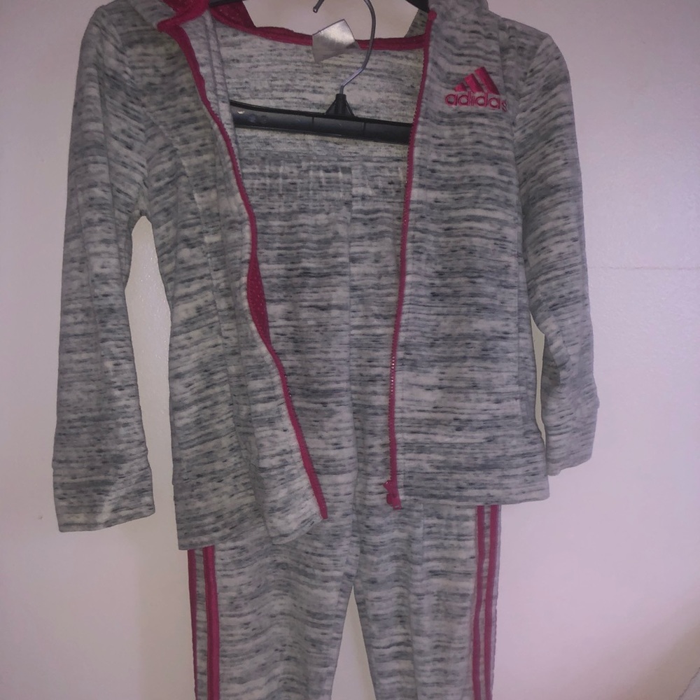 Adidas  girls sweat suit size 5